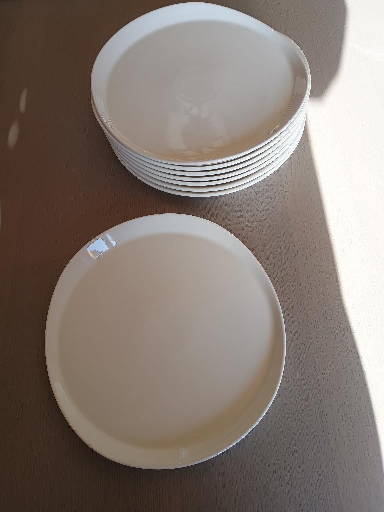 Borden, 8 platte borden Berghoff, Ophalen of Verzenden, Porselein, Bord(en)