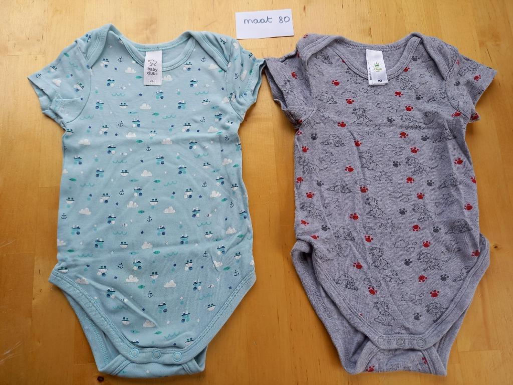 Nieuwstaat, body met dalmatiërs en auto's, maat 80, 1euro/st, Kinderen en Baby's, Babykleding | Maat 80, Nacht- of Onderkleding