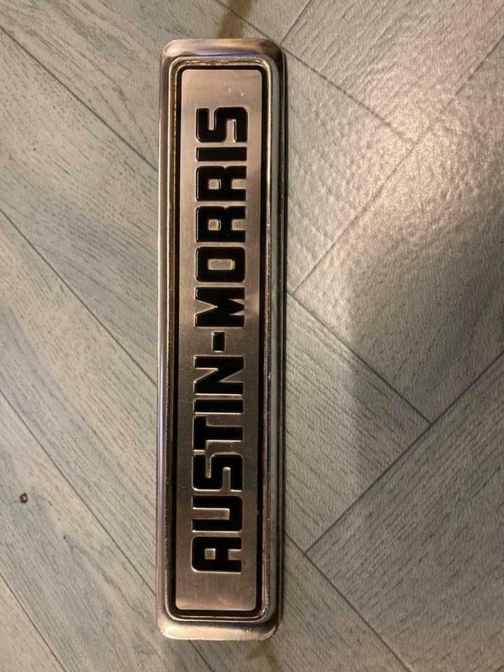 Embleem Austin Morris, Enlèvement ou Envoi