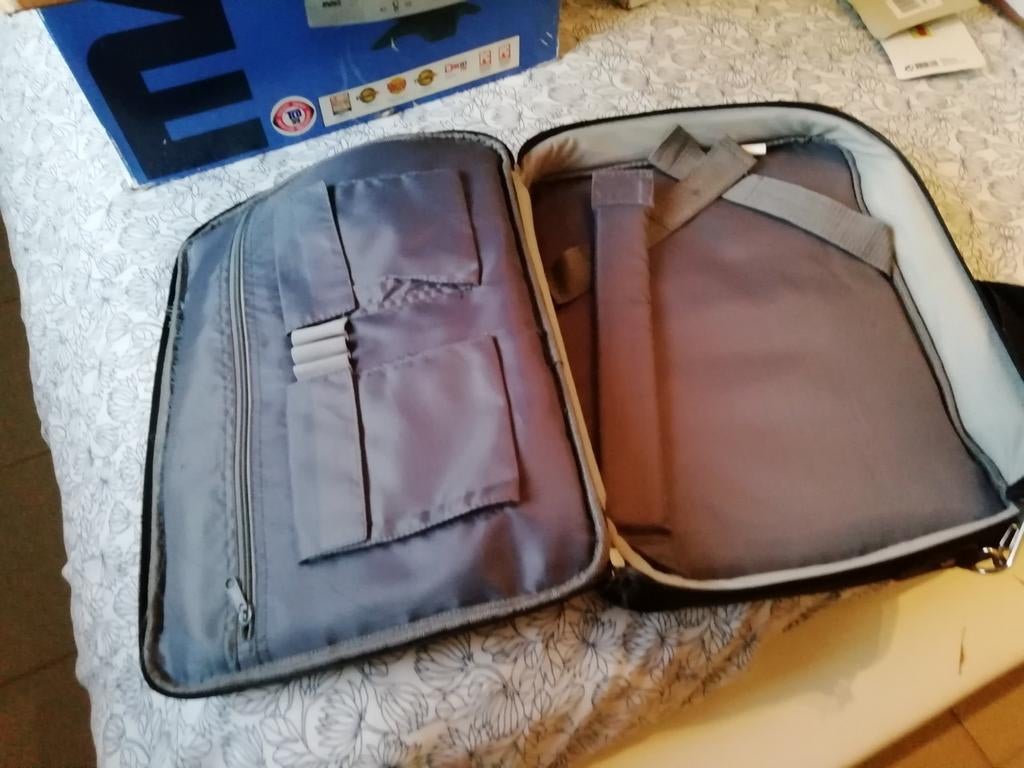 Laptop tas nieuw, Ophalen of Verzenden