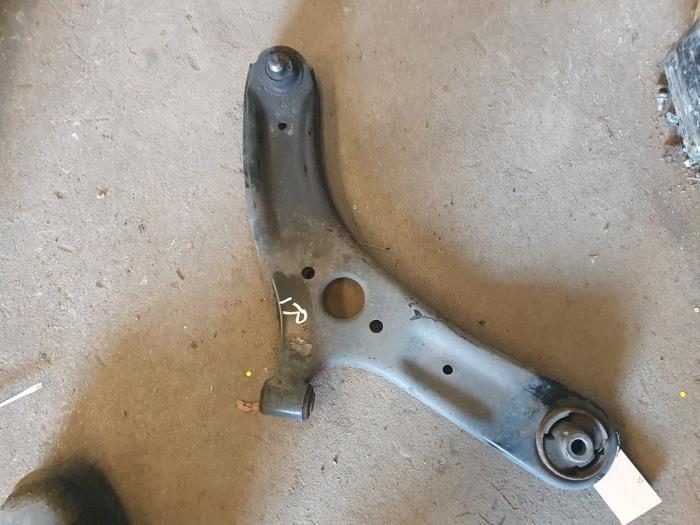 Bras de suspension avant droit d'un Hyundai I20, -, 3 mois de garantie, Utilisé, Hyundai