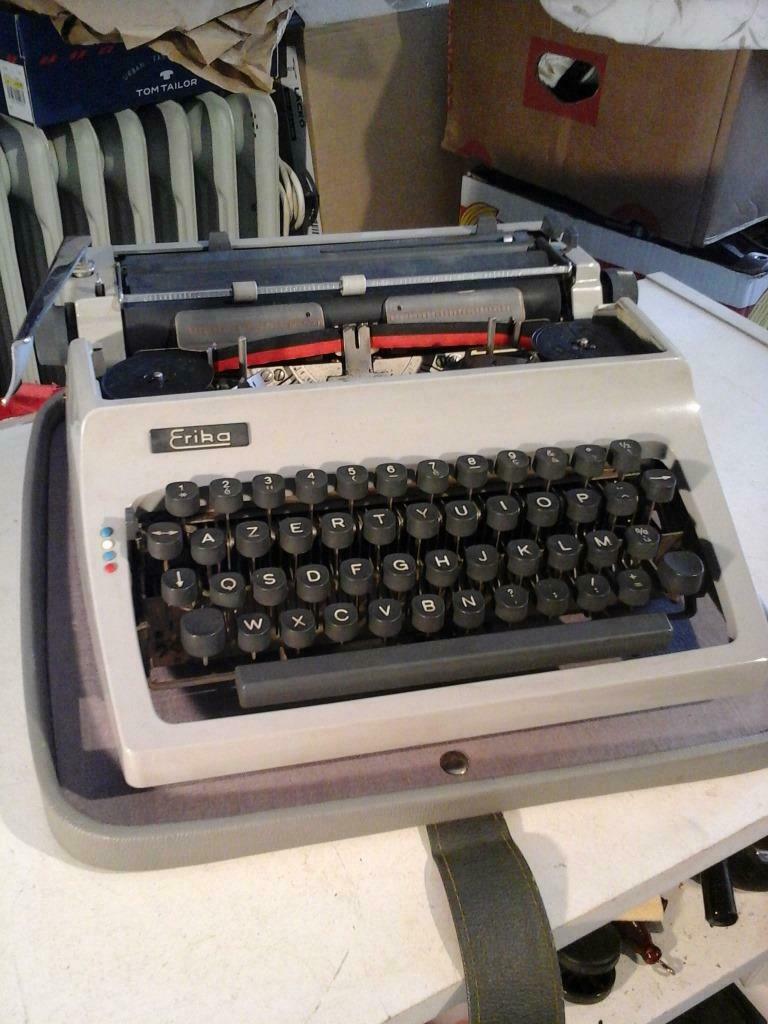 SCHRIJFMACHINE ERIKA, Ophalen of Verzenden, Gebruikt