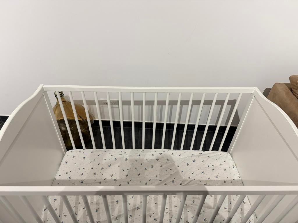 IKEA babybedje + matras, Kinderen en Baby's, Ophalen, Gebruikt, Ledikant