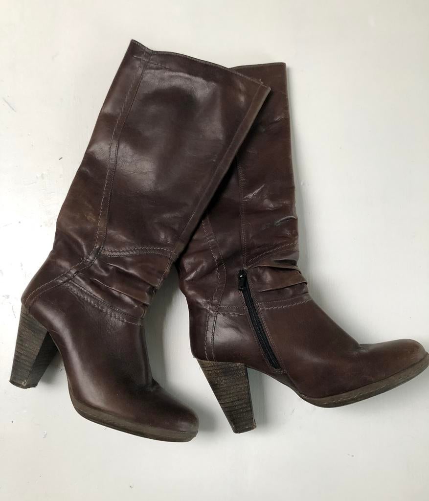 laarzen 37 donkerbruin, Kleding | Dames, Hoge laarzen, Bruin, Ophalen of Verzenden, Gedragen
