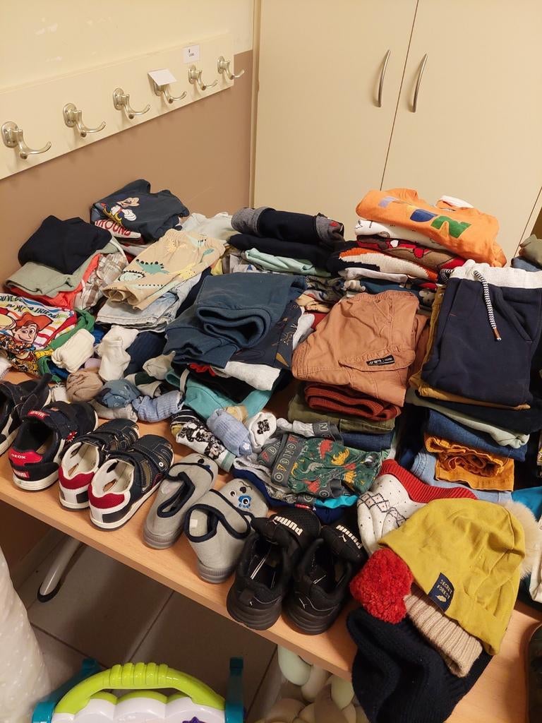 Set of stuk jongenskleding 0-2 jaar oude schoenen, Ophalen of Verzenden, Zo goed als nieuw