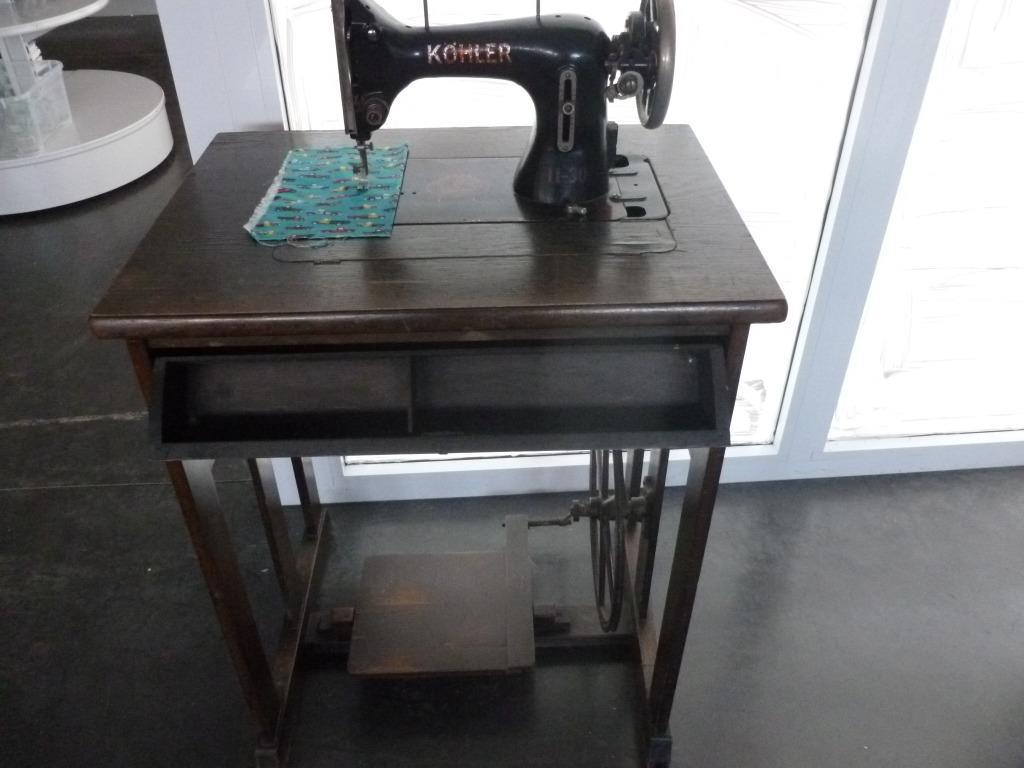 Antiek naaimachine, Antiek en Kunst, Ophalen