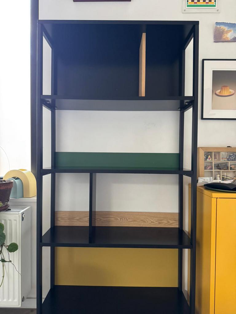 Armoire Duncan avec surfaces colorées, Enlèvement, Utilisé