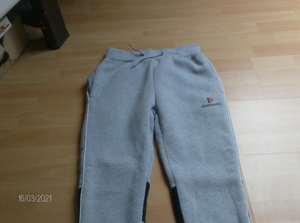 jogging grijs merk donnay – maat S – nieuw, Vêtements | Hommes, Neuf, Gris, Enlèvement ou Envoi, Taille 46 (S) ou plus petite