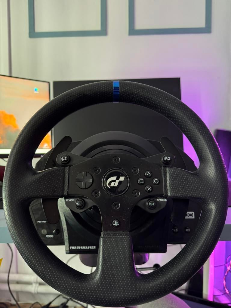 Roue Thrustmaster T300RS GT, Enlèvement, Comme neuf, Volant ou Pédales, PlayStation 4