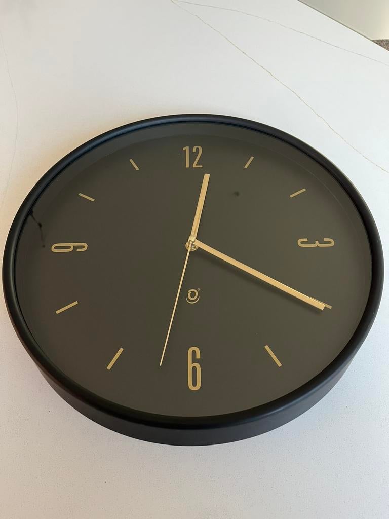 Wandklok O’DESIGN (Ø 37cm), Ophalen of Verzenden, Zo goed als nieuw, Wandklok