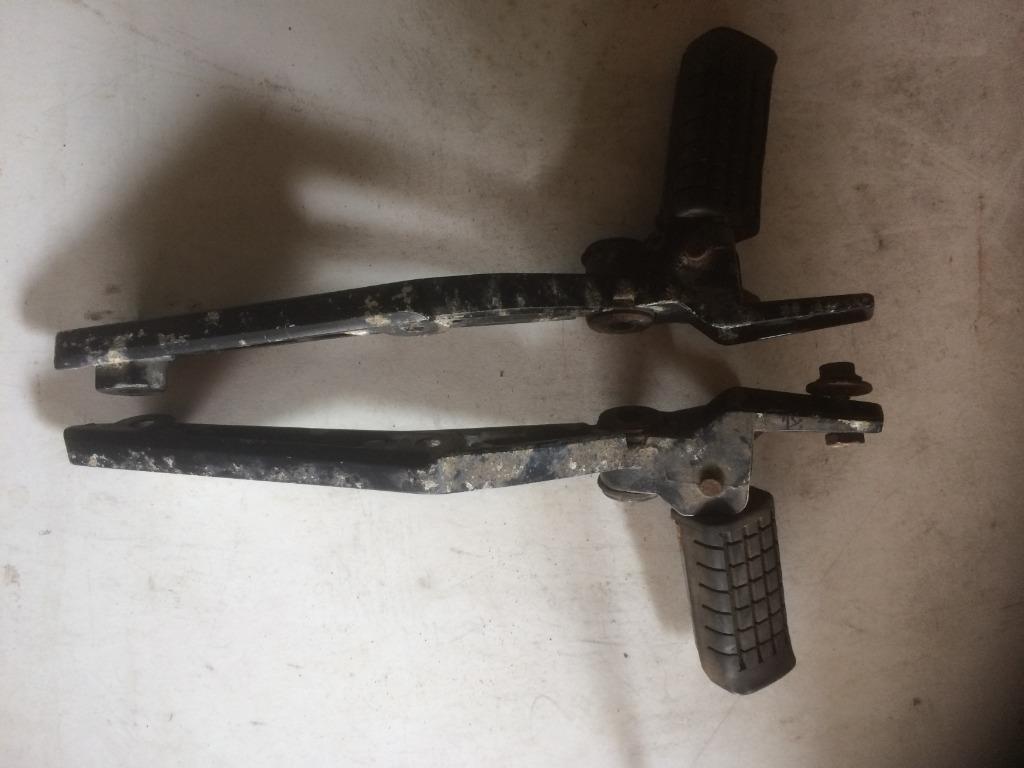 Voetsteunen  V65 Sabre VF1100F, Motoren, Ophalen of Verzenden, Gebruikt
