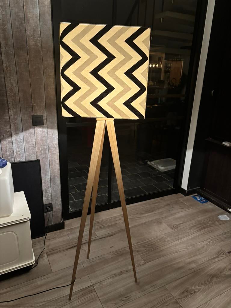 Mooie staan lamp ongeveer 1,75m hoog, Ophalen, Zo goed als nieuw, Stof, Modern retro vintage