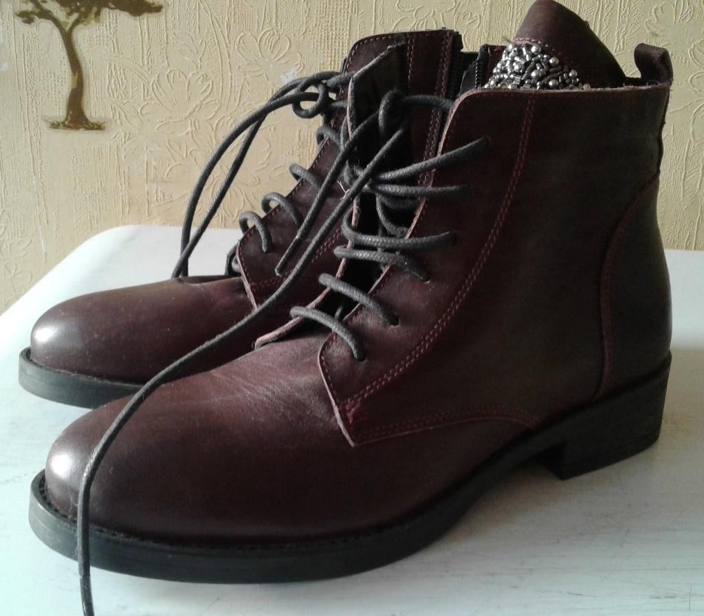 Bottines bordeaux taille 39, Neuf, Autres couleurs, Enlèvement, Boots et Botinnes