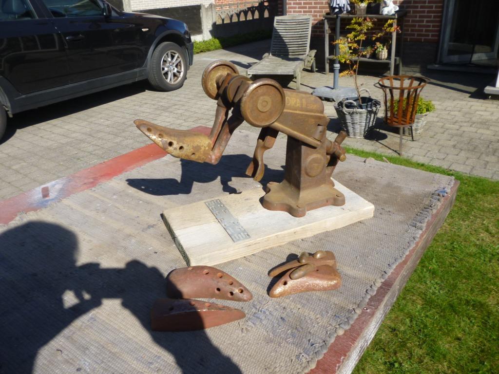 Vintage Eudora 2 Cobblers, Antiek en Kunst, Ophalen