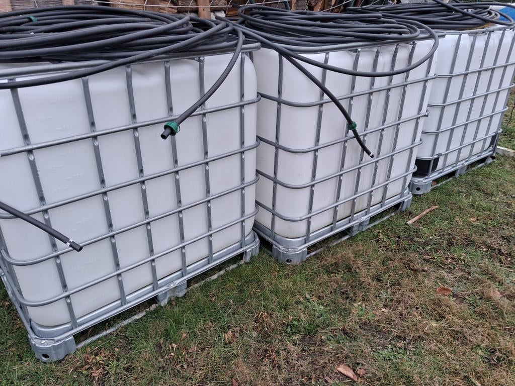 Icb container 1000 liter op stalen pallet., Ophalen