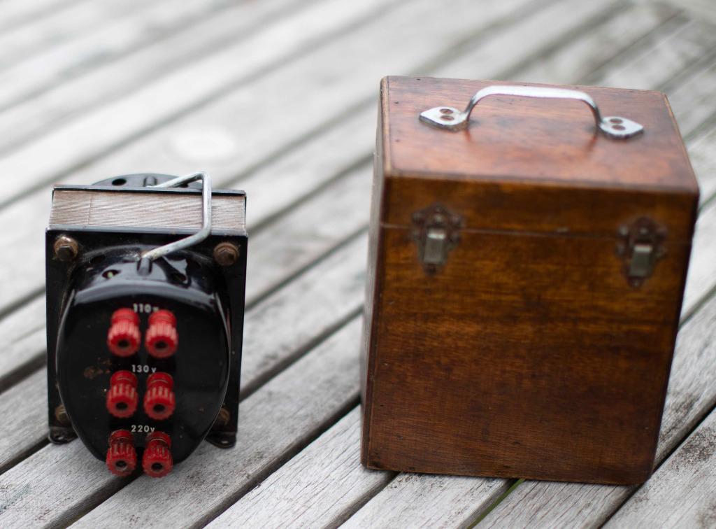Transformator vintage   110V - 130V - 220V, Ophalen of Verzenden, Gebruikt