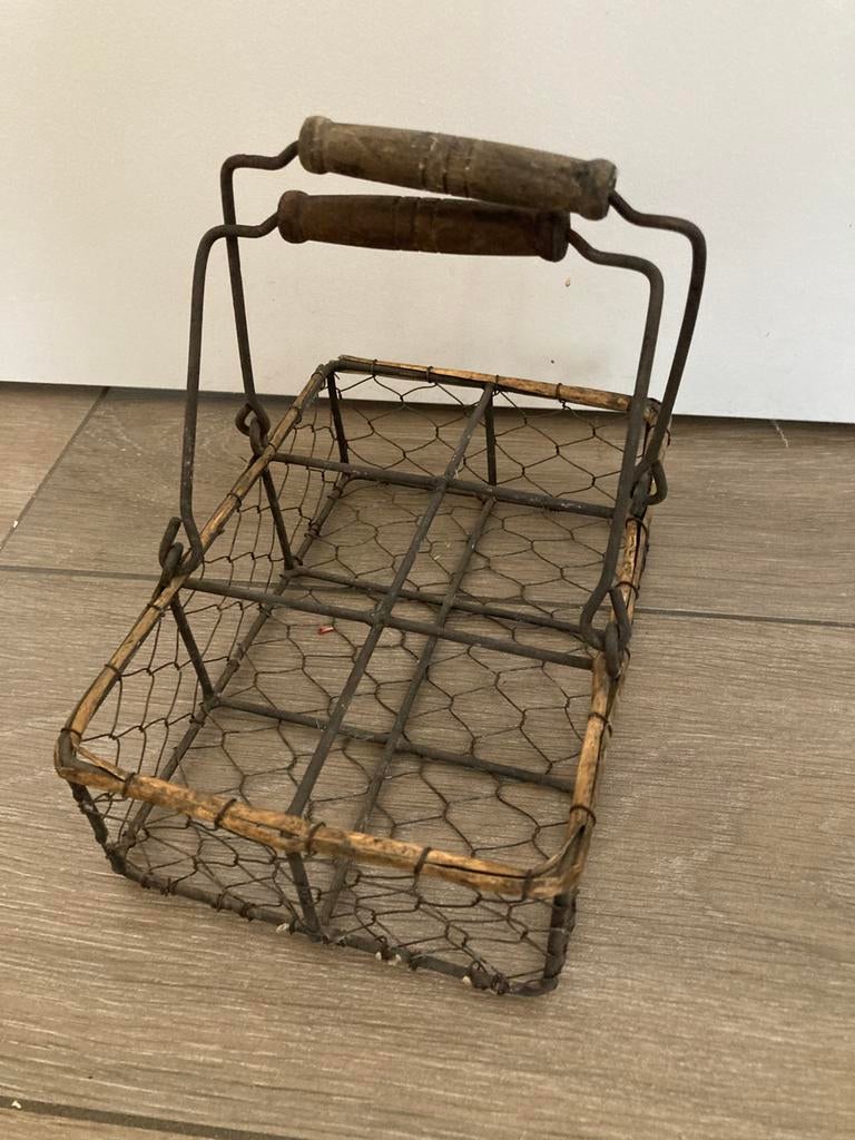 Eiermandje - paasmandje - metalen mand, Ophalen of Verzenden, Zo goed als nieuw