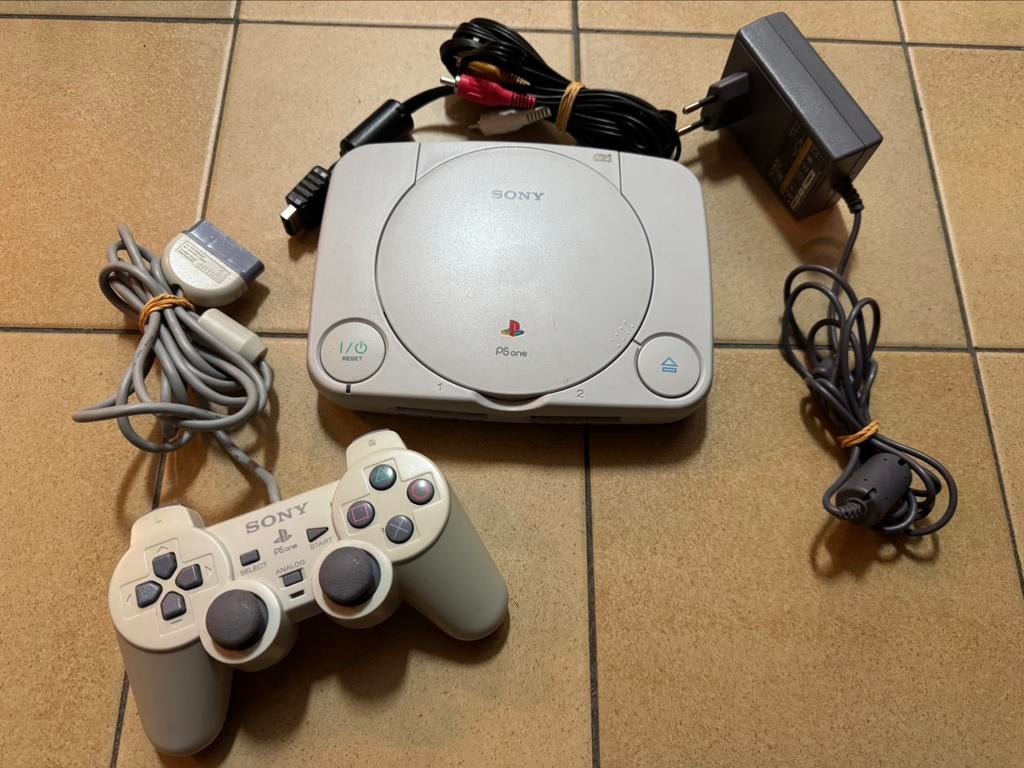 Playstation One console, Consoles de jeu & Jeux vidéo, Consoles de jeu | Sony PlayStation 1, Enlèvement ou Envoi, Comme neuf