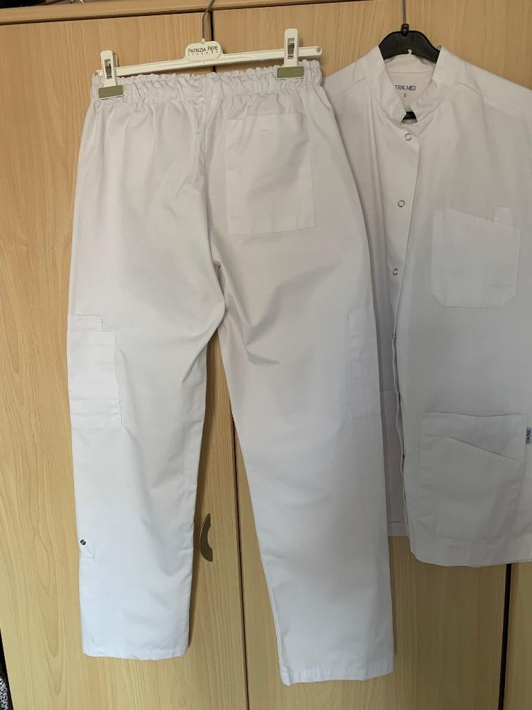 stagepak tuniek jas en broek kiné en verpleegkunde, Diversen, Ophalen of Verzenden, Zo goed als nieuw