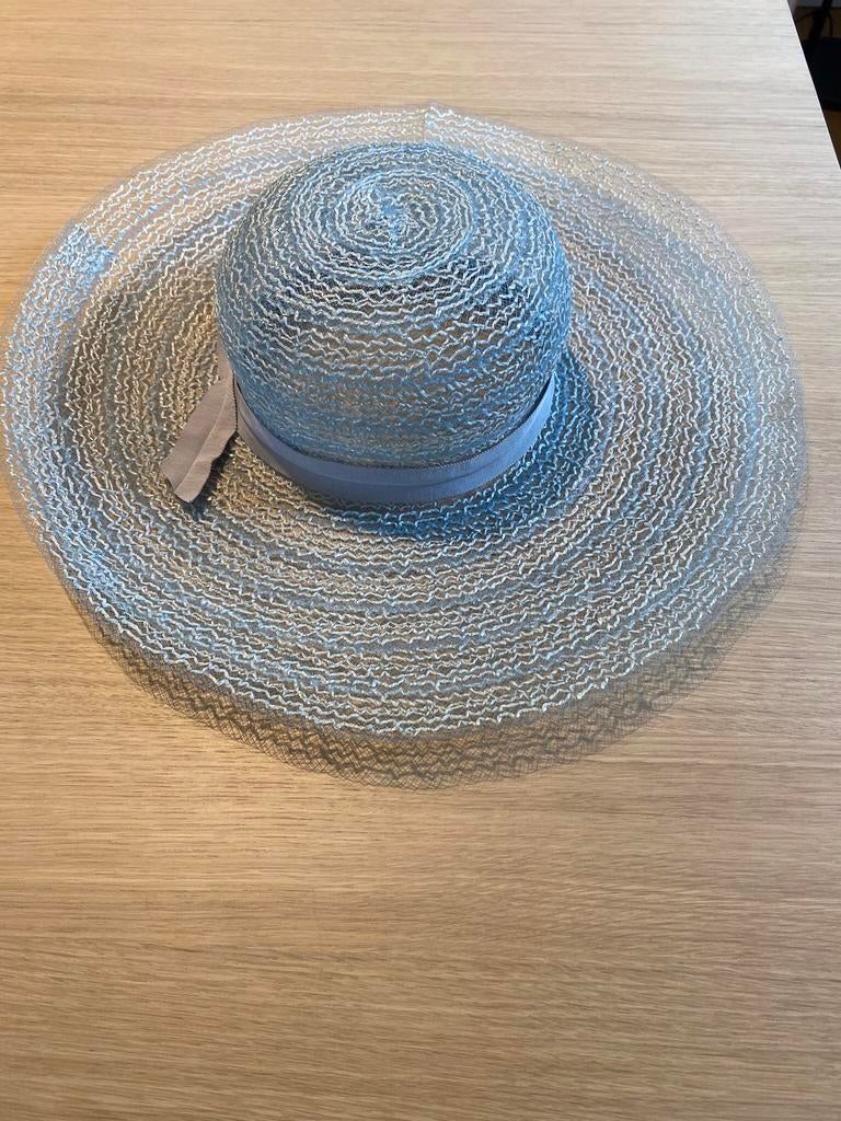 Chapeau de cérémonie bleu ciel, Vêtements | Femmes, Enlèvement ou Envoi, Comme neuf, Chapeau