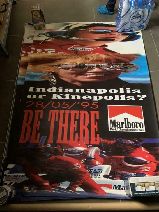 Poster Indy Marlboro, Ophalen, Rechthoekig Staand, Deurposter of groter, Zo goed als nieuw