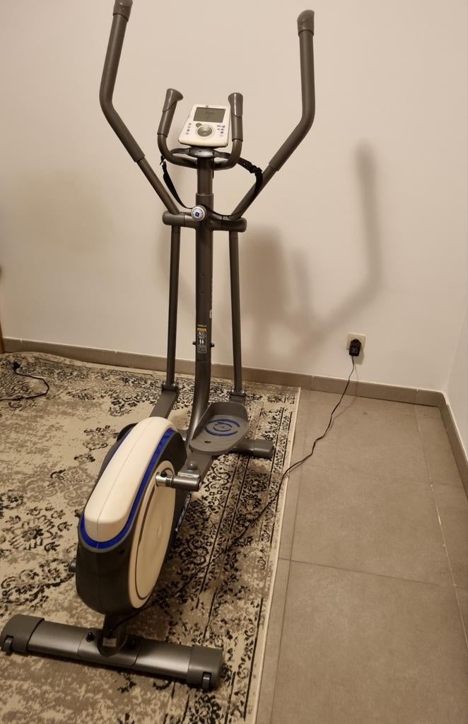Bijna nieuwe Domyos VE530 crosstrainer te koop – €250, Enlèvement, Comme neuf, Vélo elliptique
