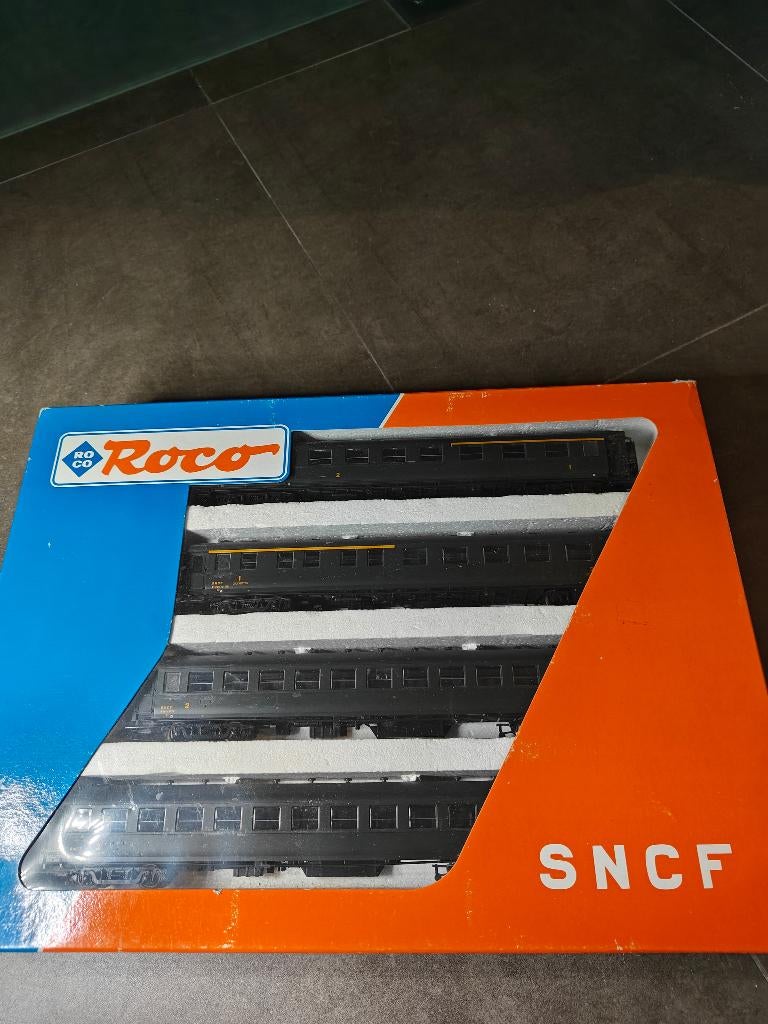 ROCO 42012 SNCF Wagon set, Hobby en Vrije tijd, Gelijkstroom, Wagon, Ophalen of Verzenden, Zo goed als nieuw