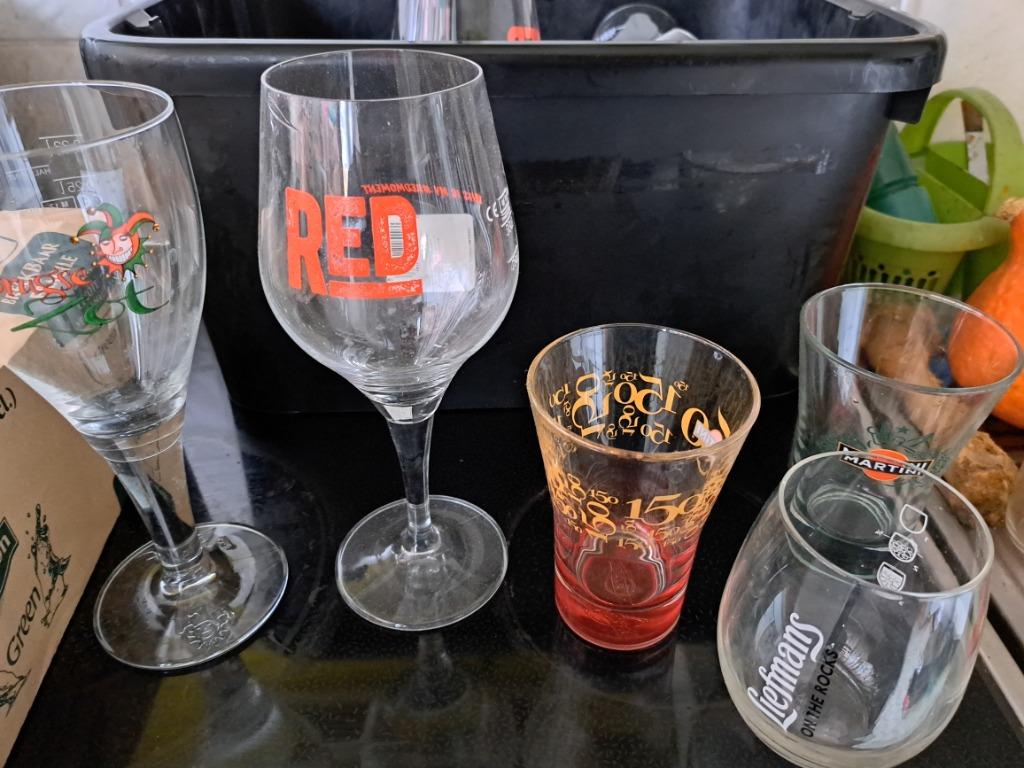 Speciale bier glazen, Verzamelen, Ophalen, Zo goed als nieuw, Bierglas