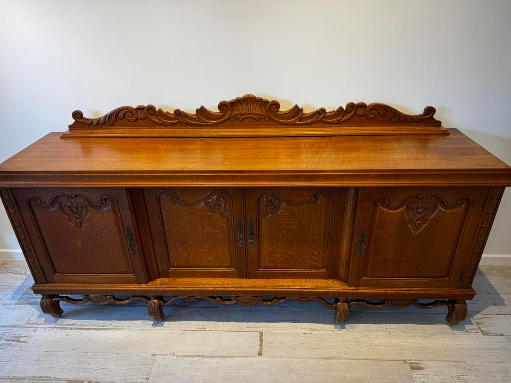 Grand buffet en nous massif motif artisanal, Enlèvement ou Envoi