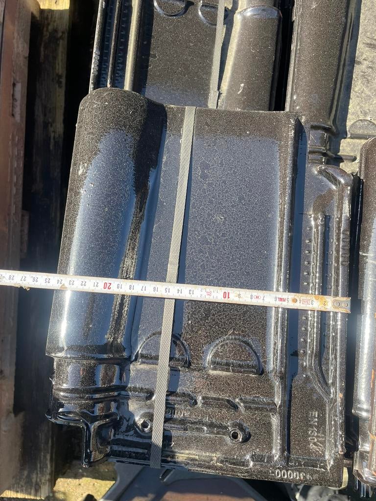 Verschillende tegelmodellen beschikbaar Oud Nieuw, Doe-het-zelf en Bouw, Ophalen, Zo goed als nieuw, Dakpannen