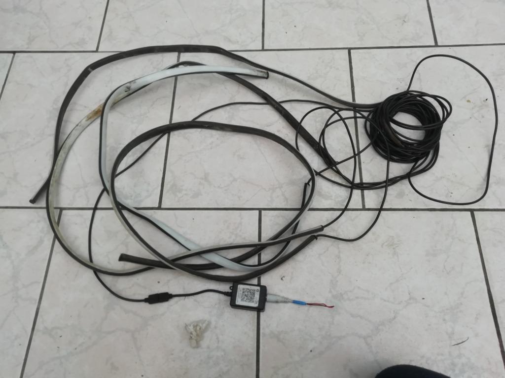 Led chassis voiture 4X90 cm, Autos : Pièces & Accessoires, Enlèvement ou Envoi, Utilisé, Pièces universelles