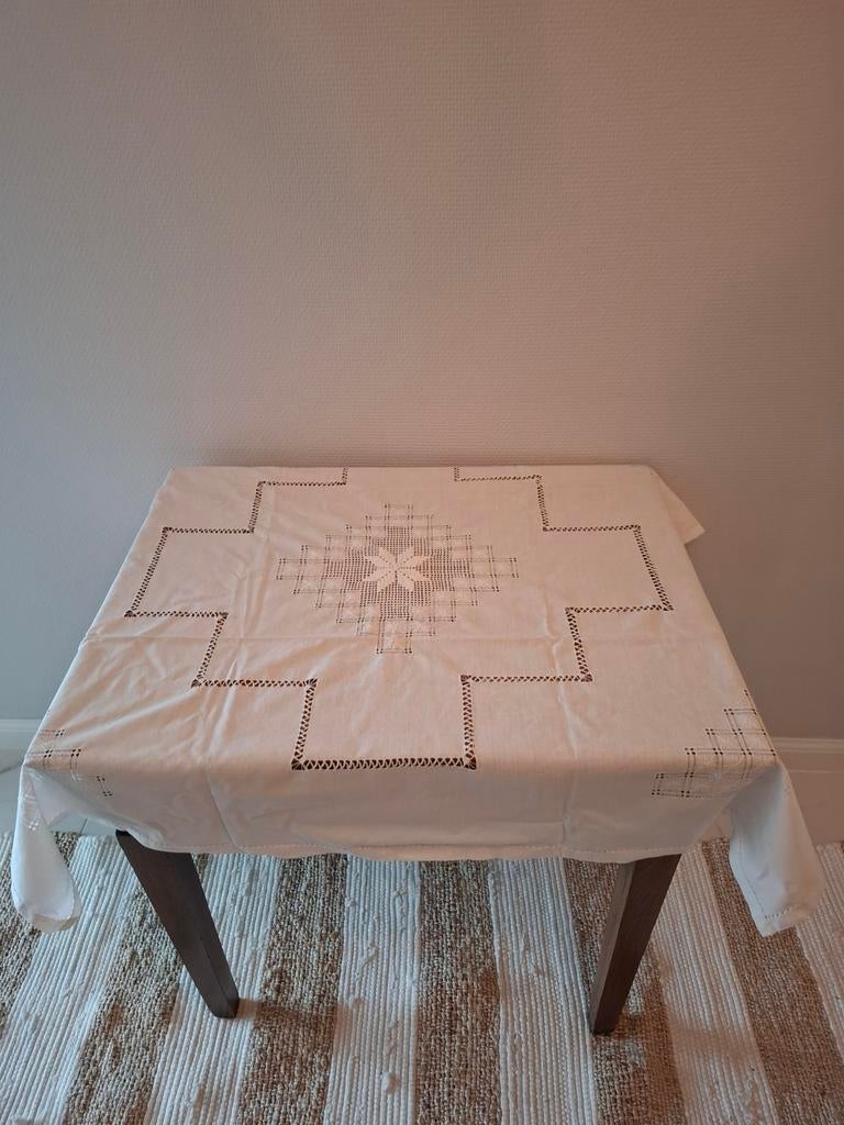 Nappe ancienne brodée, Enlèvement ou Envoi, Utilisé