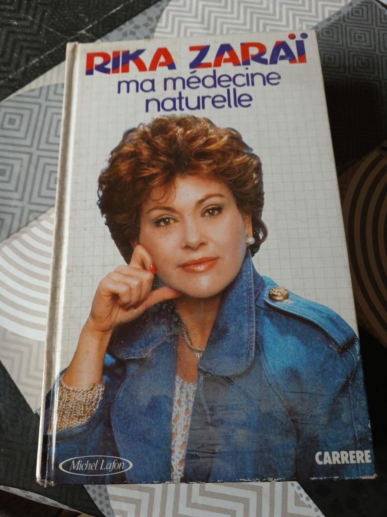 Ma médecine naturelle de Rika Zarai, Enlèvement