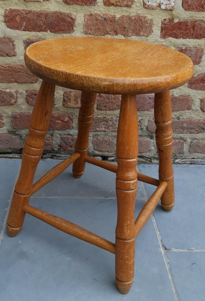 massief eiken kruk, plantenstaander, stoel, Ophalen, Zo goed als nieuw, Hout