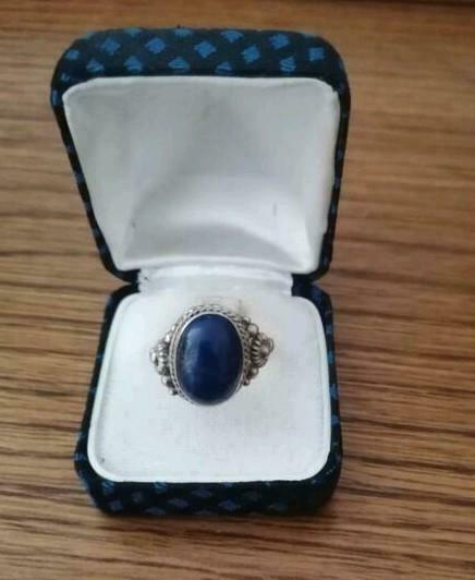 🎁✨️🦋 Vintage belle bague lapis lazuli Monte sur argent, Bijoux, Sacs & Beauté, Bagues, Femme ou Homme, Enlèvement, Utilisé, Avec pierre précieuse