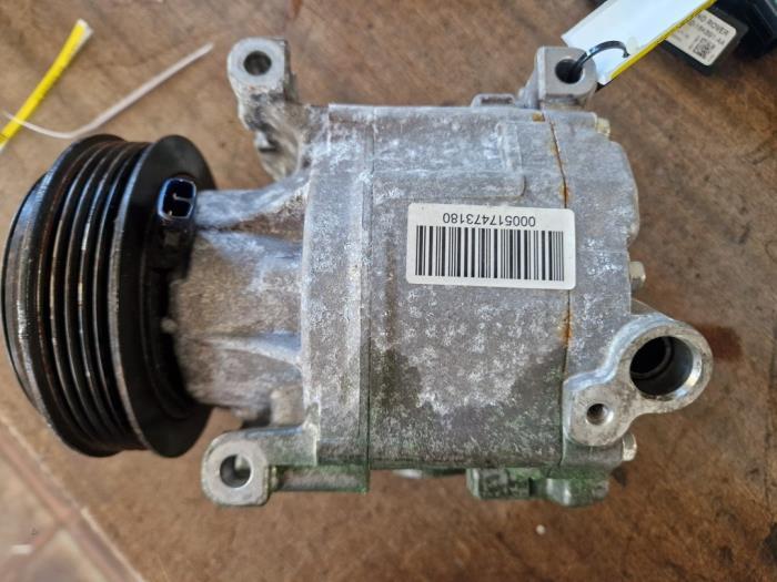 Pompe clim d'un Fiat 500 Abarth, -, 3 mois de garantie, Utilisé, -