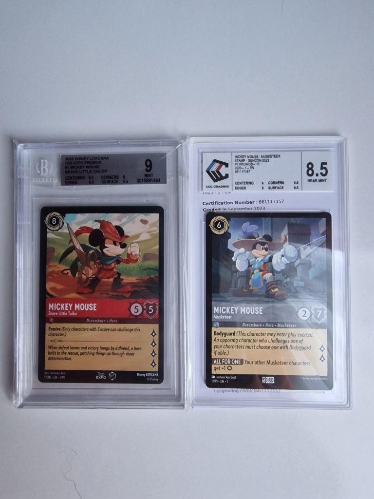 Lorcana Lot cartes gradees Mickey D23 + Mickey GenCon, Collections, Enlèvement, Mickey Mouse, Neuf, Image ou Affiche