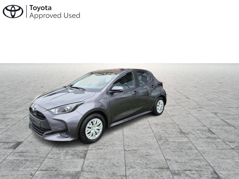 Toyota Yaris Dynamic+Trekhaak, Automaat, 1498 cc, 85 g/km, Zwart