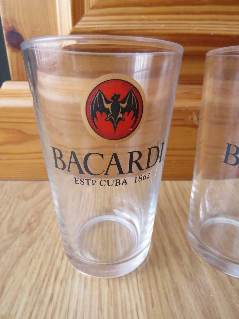 2 superbes verres Bacardi, Enlèvement ou Envoi, Neuf, Autres types