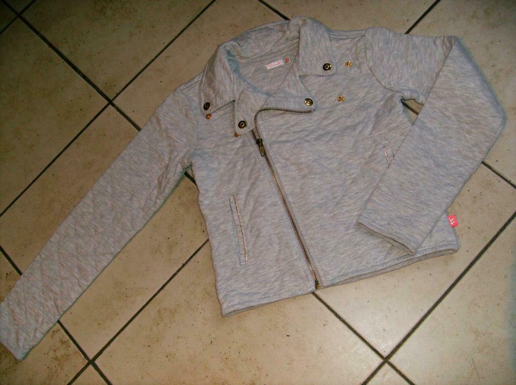 grijs doorstikt vestje mt 140 billieblush, Billieblush, Enlèvement ou Envoi, Pull ou Veste, Utilisé