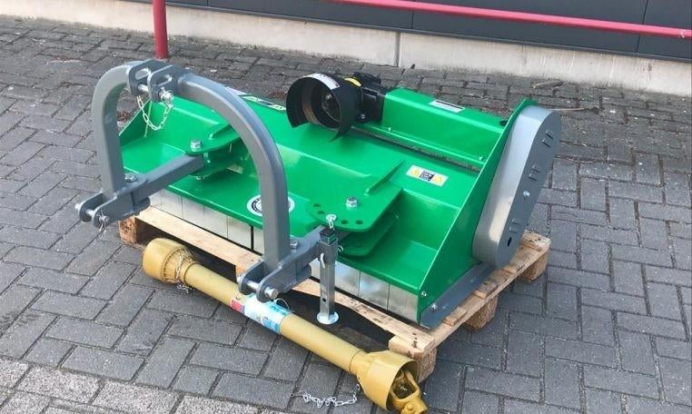 NIEUWE klepelmaaiers mechanisch verstek 115-125-145, Articles professionnels, Agriculture | Outils, Enlèvement
