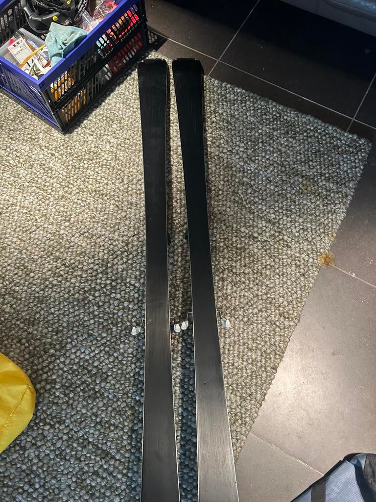 SKI ATOMIC REDSTER 170 R14, 160 à 180 cm, Carving, Skis, Enlèvement
