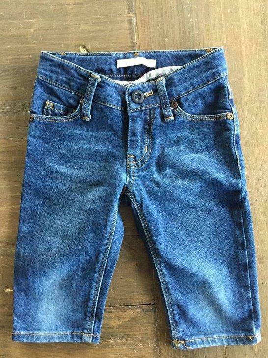 Short en jean Pauline B quitte 104 comme neuf!, Enfants & Bébés, Enlèvement ou Envoi, Utilisé, Fille, Pantalon