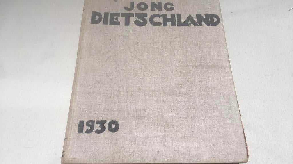 Jong Dietschland, Boeken, Tijdschriften en Kranten, Ophalen