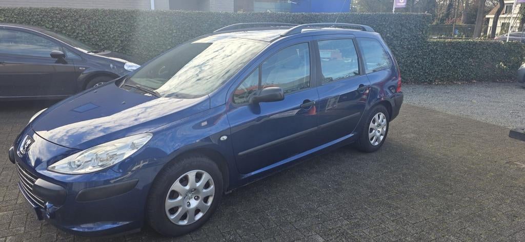 Peugeot 307 1.4 benzine - 110.000 km - 2007, Auto's, Peugeot, Particulier, Te koop, Trekhaak, Benzine