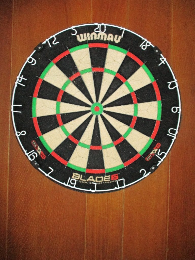 JEU DE FLÉCHETTES PROFESSIONNEL : WINMAU + 3 flèches enfants, Enlèvement ou Envoi