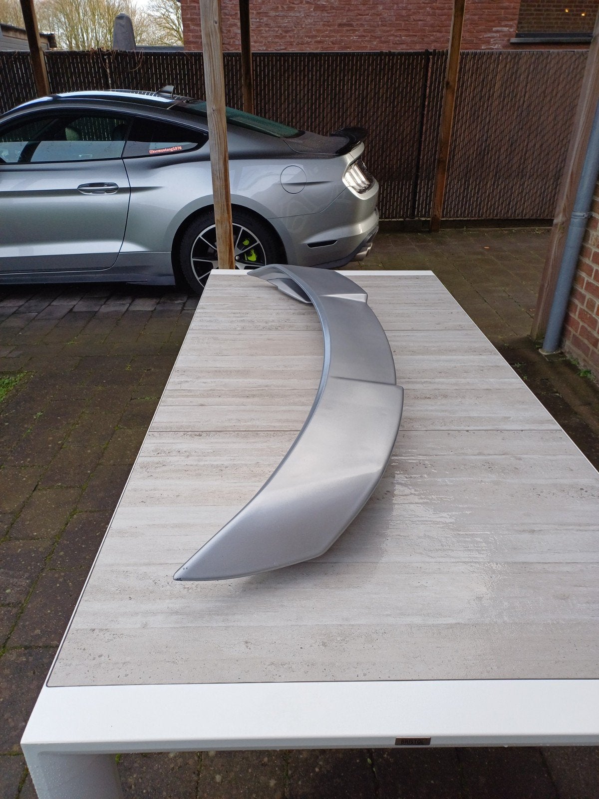 spoiler mustang s550, Ophalen, Voor