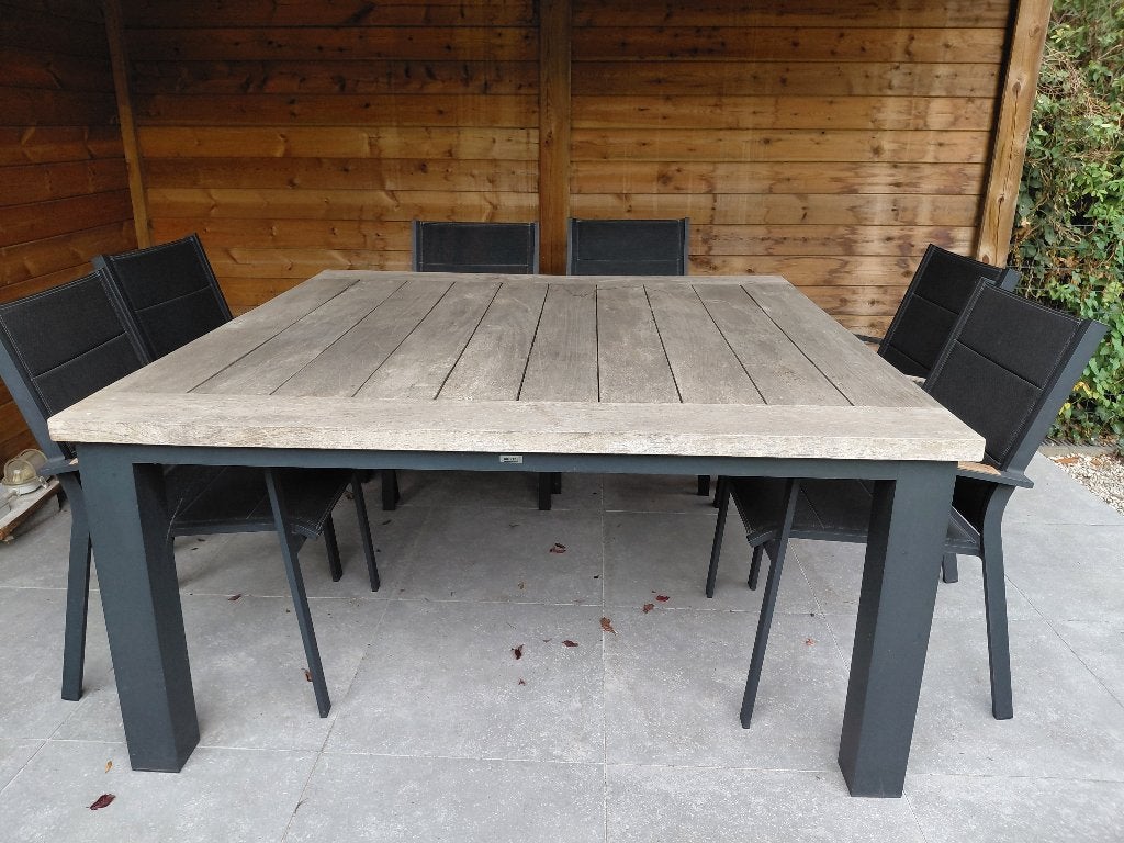 Prachtige industriële Bristol tuinset (Teak & Zwart metaal), Tuin en Terras, Ophalen, Zo goed als nieuw, Vierkant, Teakhout
