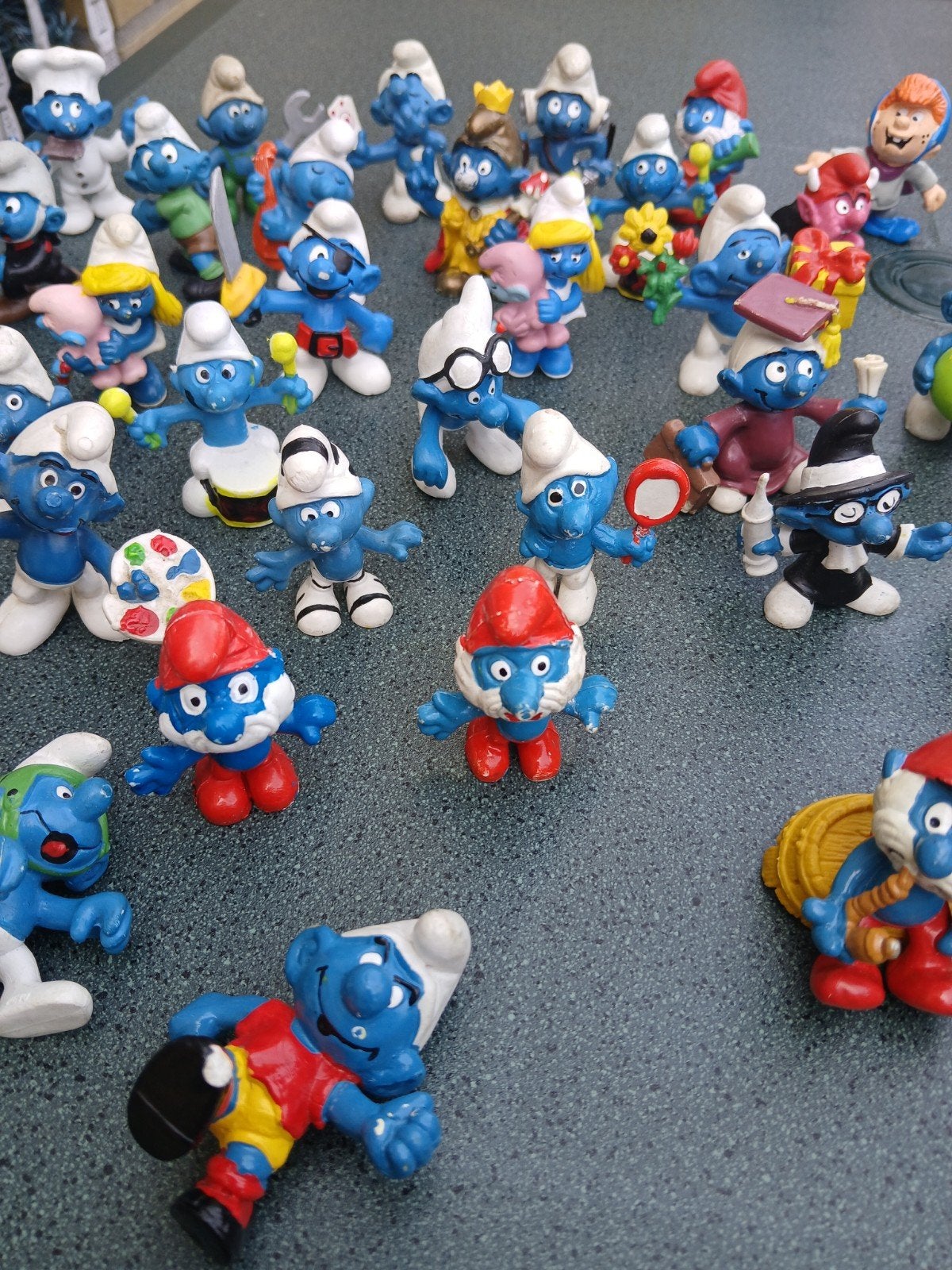 Partij oude smurfen 37 stuks, Verzamelen, Smurfen, Ophalen of Verzenden
