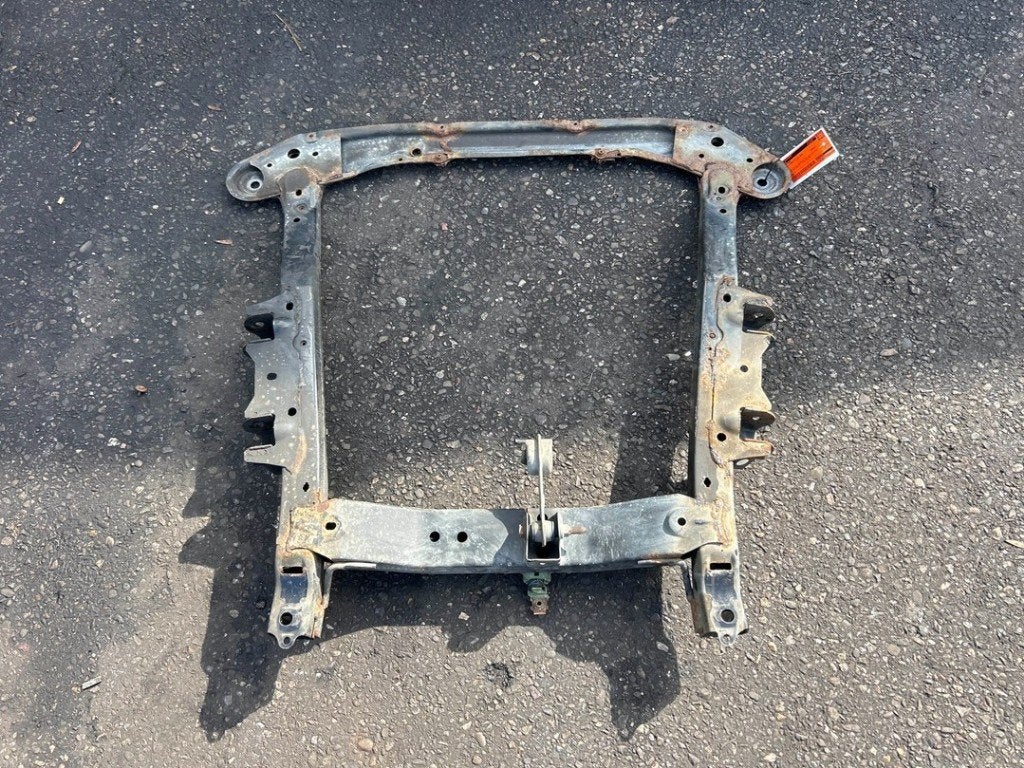 BERCEAU MOTEUR Lodgy (JS / SD0J) (|544010575R|544018918R|), Dacia, Renault Deutschland AG, Utilisé, Peter-Huppertz-Straße 5
51063  Köln, DE